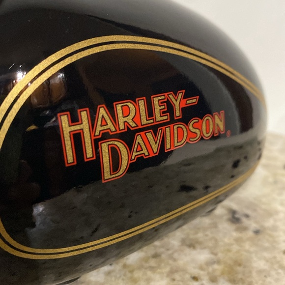 Vintage 2002 Harley Davidson High Shine Black Gold Road Hog Ceramic Piggy Bank - Picture 3 of 14